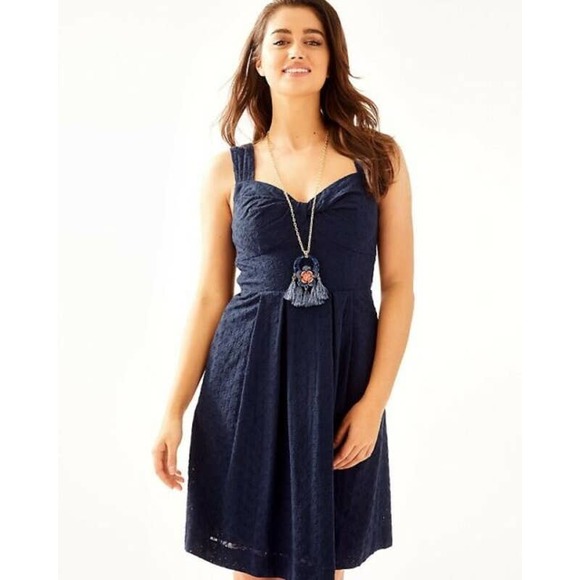 New Lilly Pulitzer 0 Cyndi Fishy Eyelet Lace Fit & Flare Dress Navy Blue Cotton - Picture 8 of 14